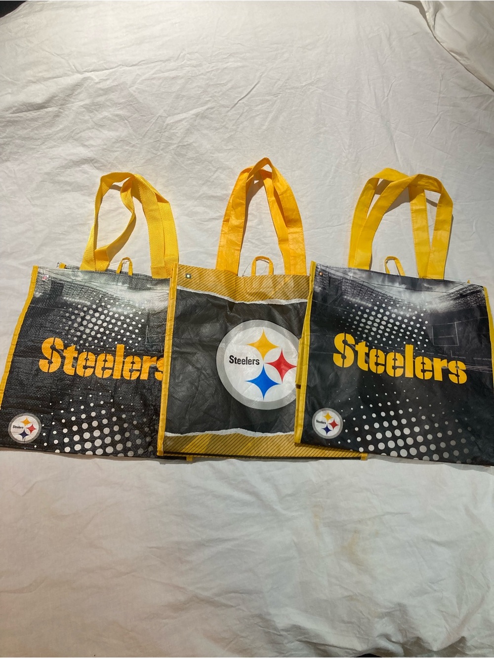 3- pack Pittsburgh Steelers Reusable Shopping bags, Slightly used